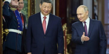 Putin annuncia nuove iniziative congiunte nell'energia