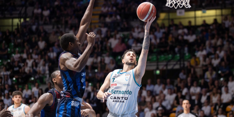 Pallacanestro Cantù contro Rieti