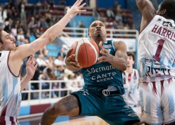 Un momento della semifinale tra Rieti e Cantù