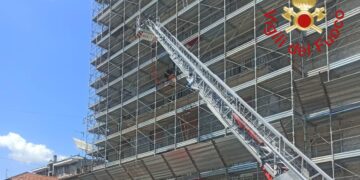 Soccorso in via Porro a Como