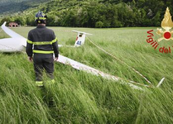 Aliante Grandola ed Uniti atterraggio d'emergenza