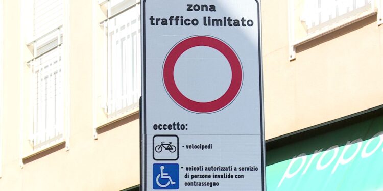 Ztl Como