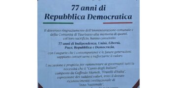 Numero su manifesti è stato poi corretto a mano con '79 anni'