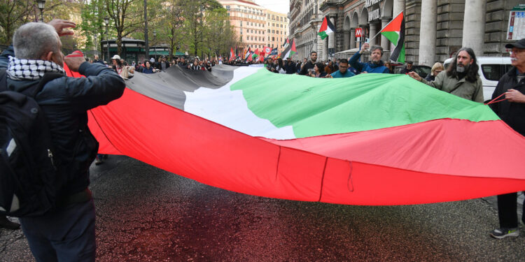 Manifestazione sfilerà al centro di Roma