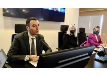 Delli Noci: "chiarirò mia estraneità". Emiliano "fiducioso"