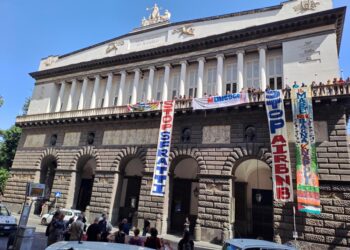A Napoli la protesta per chiedere lo stop agli sfratti