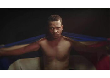 È il vincitore due Grammy Latino per la canzone 'Patria y Vida'