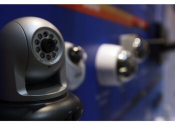 Vendevano sul web i codici di accesso delle telecamere private