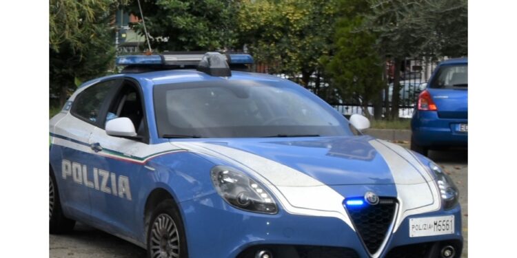 Fermato dalla Polizia a Crotone dopo la denuncia della vittima
