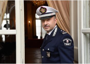 E' indagato per rivelazione di segreto d'ufficio