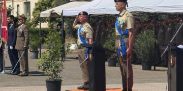 Il cambio al vertice nel reggimento celebrato a Cagliari