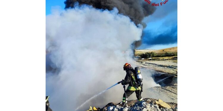 Ordinanza del Comune 'Non stare all'aperto'