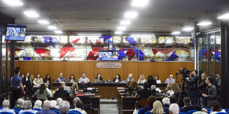 Pene minori per gli altri due imputati