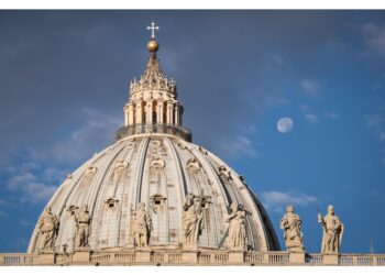 'Lunghe code in tutte le basiliche