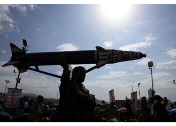 Sirene hanno suonato in varie aree di Israele
