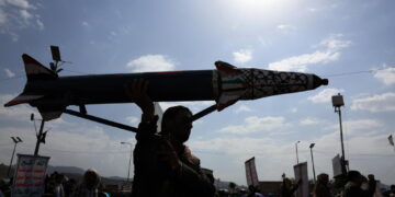 Sirene hanno suonato in varie aree di Israele