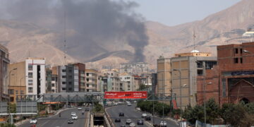 Israele conferma l'attacco all'emittente di Stato iraniana