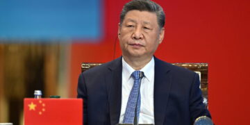 La delegazione di Pechino guidata dal premier Li Qiang