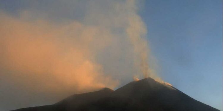 Tremore vulcanico su livelli alti