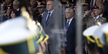 "Si apre una crisi molto più grande"