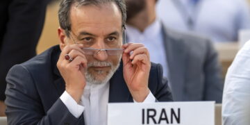 Araghchi: 'Sono stati loro a far saltare per aria la diplomazia'