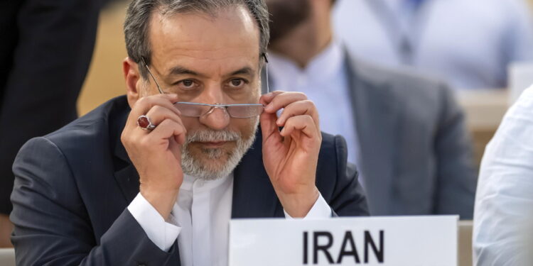 Araghchi: 'Sono stati loro a far saltare per aria la diplomazia'