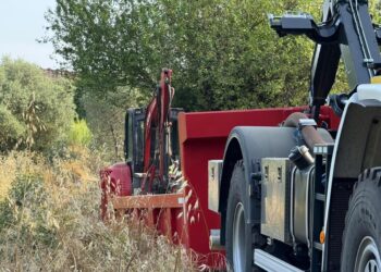 Verifiche nel giardino del femminicida e in un terreno vicino