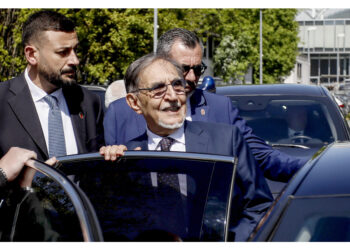 'A ricordo martiri che hanno dato la vita contro carri armati'