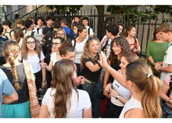 1 su 2 a caccia di autori e dritte last minute online