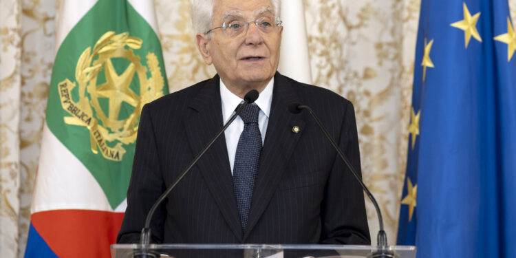Pranzo di lavoro con Mattarella alla vigilia del summit europeo