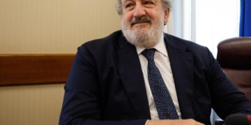 Emiliano: 'Una bussola per non lasciare indietro nessuno'