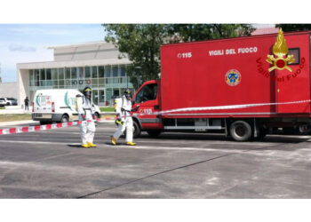 Oltre 200 ospiti evacuati precauzionalmente