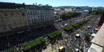 Il Comune della capitale ungherese: 'un enorme successo'