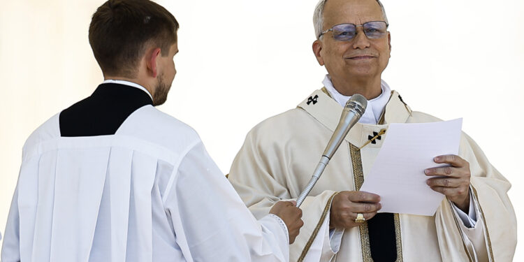 Commemora beato cardinale romeno che salvò migliaia di ebrei