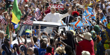 Pontefice alla messa di Pentecoste a Piazza S. Pietro