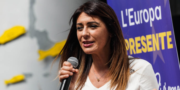 L'eurodeputata Pd: 'Il Paese vuole futuro e non rese di conti'