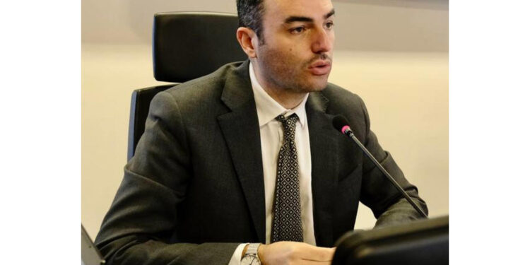 Dopo le sue dimissioni non ci sono più le esigenze cautelari