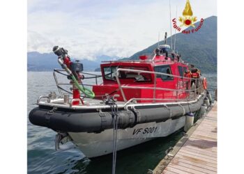 Parziale affondamento dell'imbarcazione ai castelli di Cannero