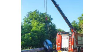 Sotto sequestro tre auto e telefonino della vittima 27enne