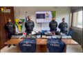 Finanzieri arrestano due portuali sorpresi a esfiltrare sostanza