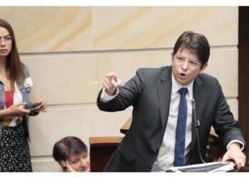 Il senatore di destra Miguel Uribe in gravi condizioni