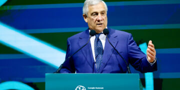'Italia ha detto a Usa che riprende i suoi migranti irregolari'