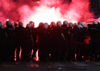 Secondo una fonte indipendente almeno 140mila dimostranti