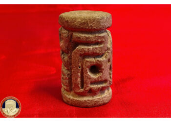 Marchiava o decorava oggetti in terracotta. Tra IV-XVI sec.a.C.
