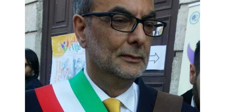Riesame dispone interdizione dai pubblici uffici