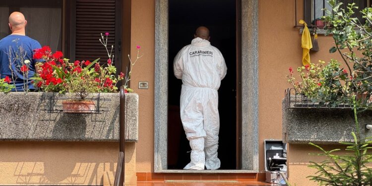 La donna in caserma a Saronno