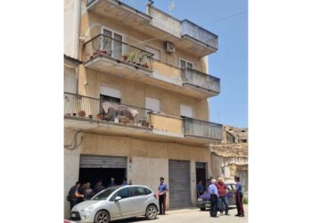Trovati in una abitazione in via Quattro Aprile