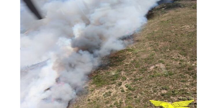 Chiesto l'invio di due Canadair a San Giovanni Suergiu