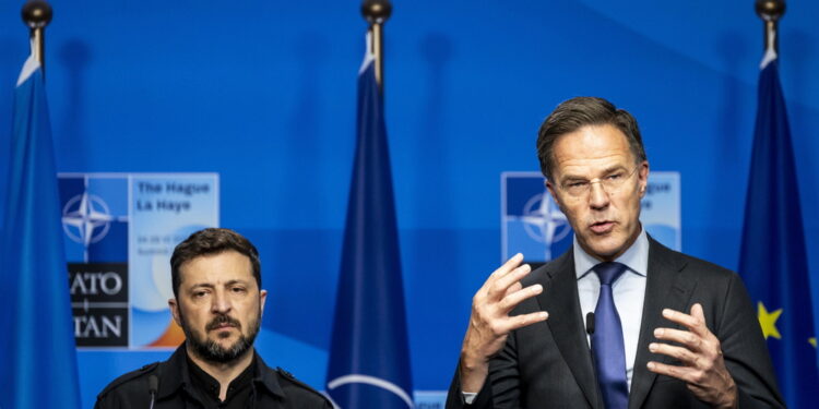 'Serve difesa aerea e sostegno sul fronte degli aiuti militari'