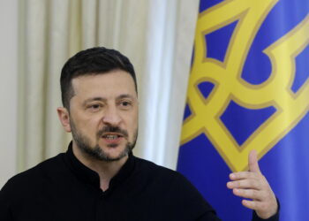 'Rafforzare le sanzioni contro la Russia'